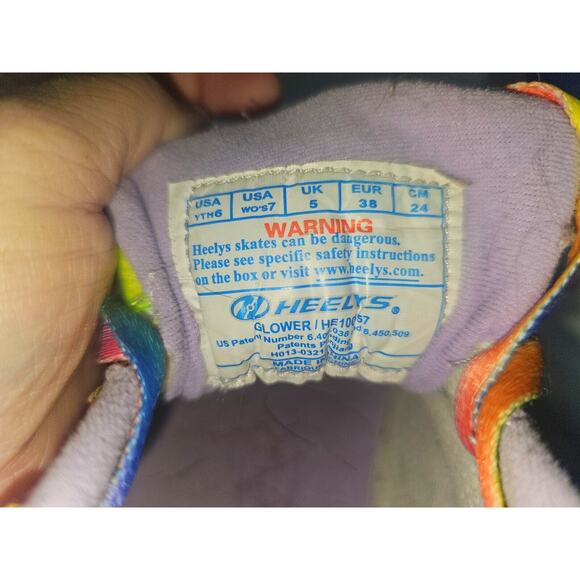 Heelys Glower HE100857 White Womens Size 7 Pink Logo and Rainbow Laces - Picture 11 of 12